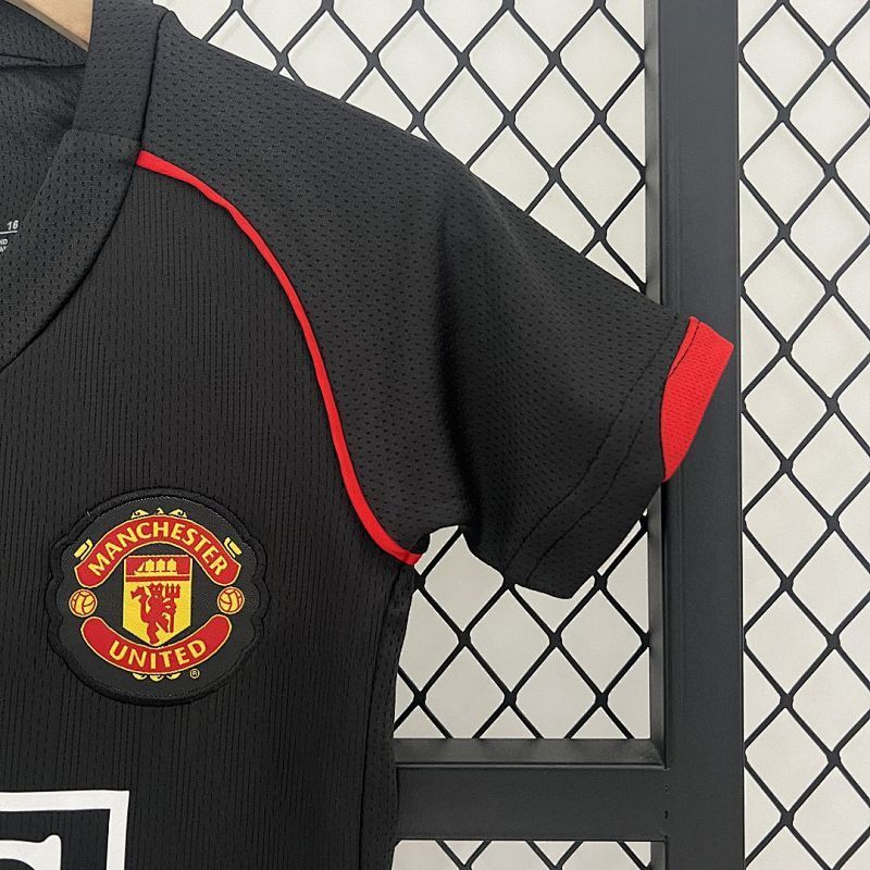 Conjunto Niño Manchester United Visitante 07/08