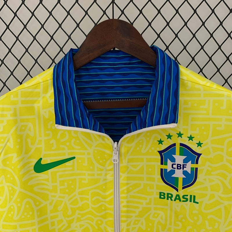 Cortavientos Brasil Trench Coat 2023