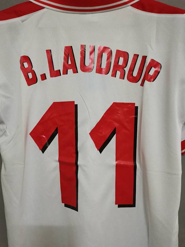 Maillot Denmark Extérieur Rétro 25/26