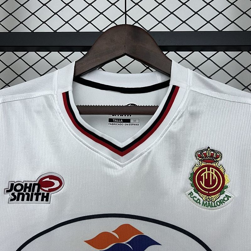 Maillot Majorque Extérieur Rétro 25/26