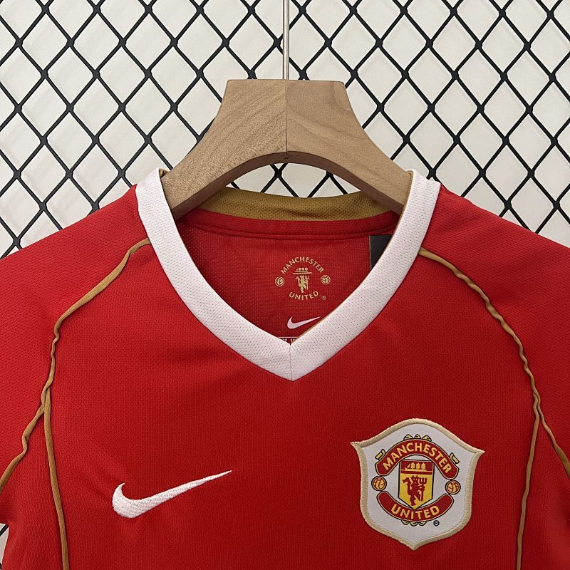 Conjunto Niño Manchester United Local 06/07