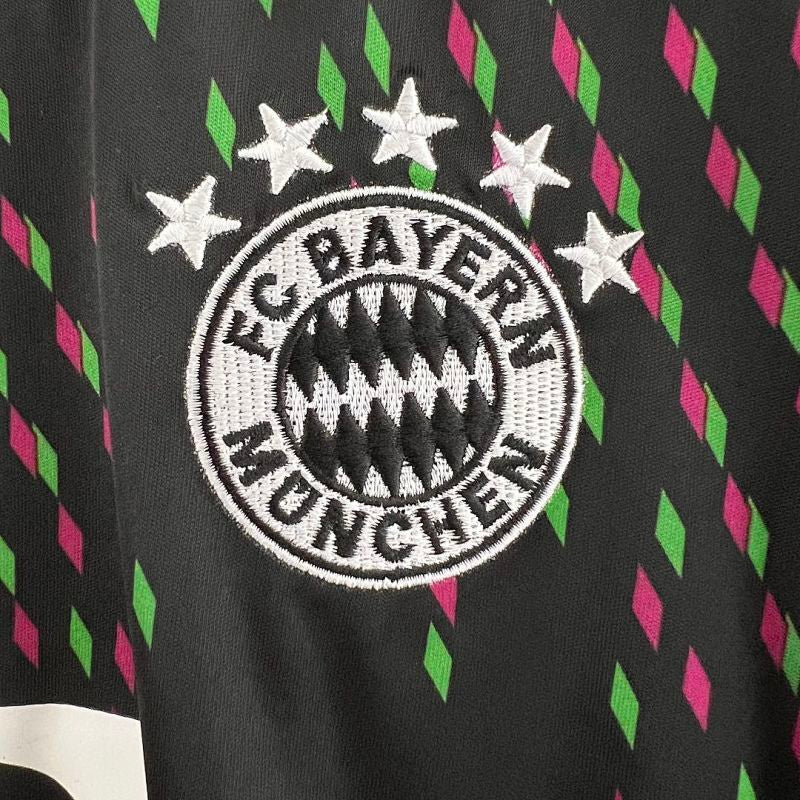 Ensemble Enfant Bayern Munich Extérieur 23/24