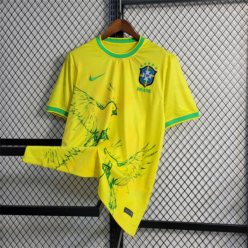 Maillot Brazil Yellow Pigeon Édition spéciale 25/26