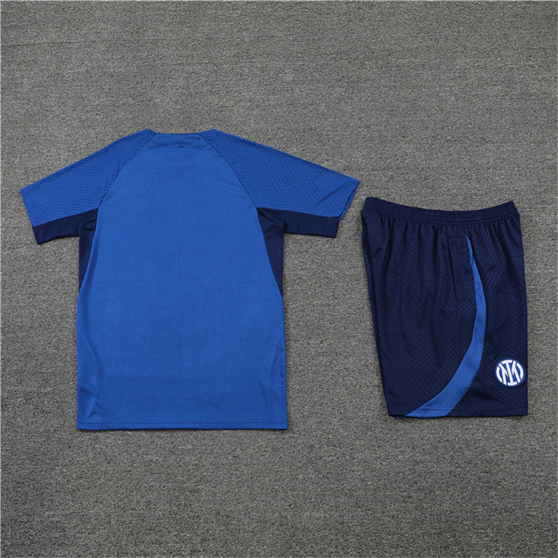Ensemble Inter Milan Bleu Prématch 22/23 (2)