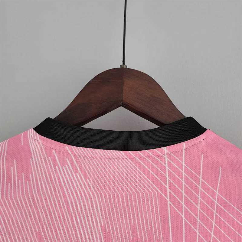 Real Madrid Pink Jersey 22/23