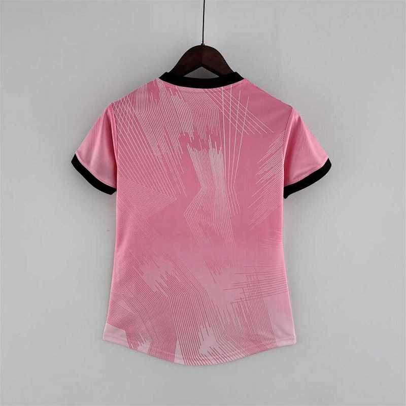 Real Madrid Pink Jersey 22/23
