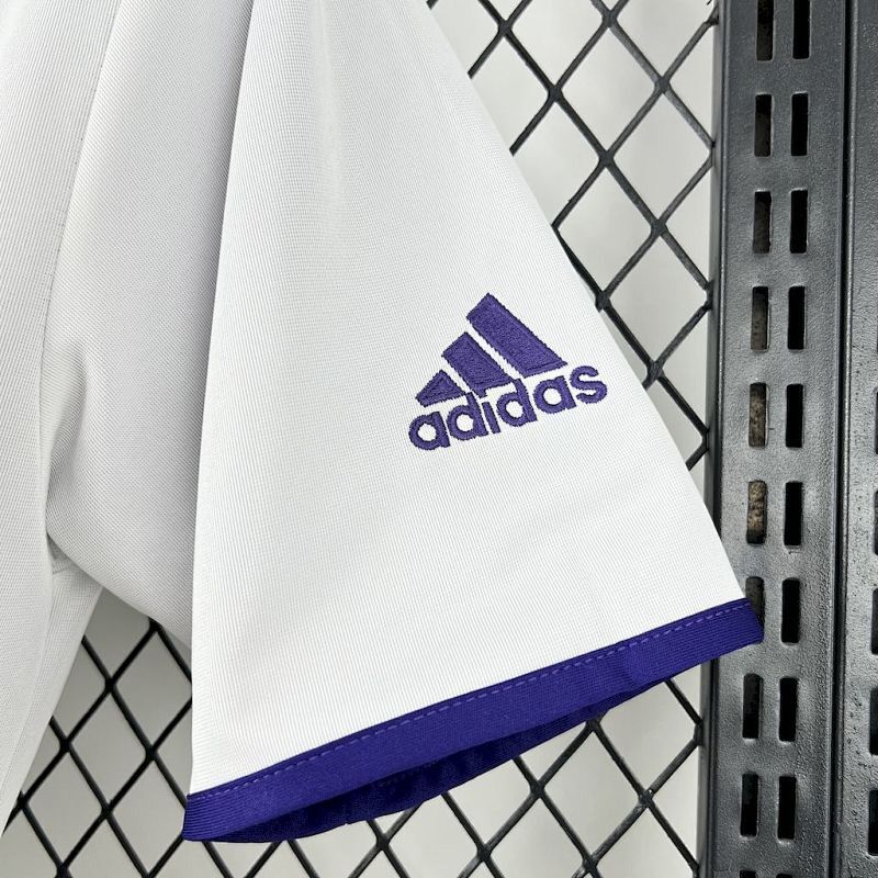 Maillot Real Madrid Rétro 25/26