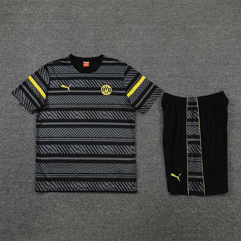 Conjunto Borussia Dortmund 22/23