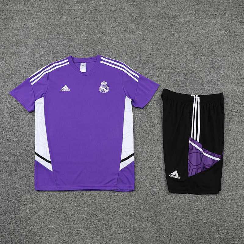 Ensemble Real Madrid Violet Prématch 22/23 (2)