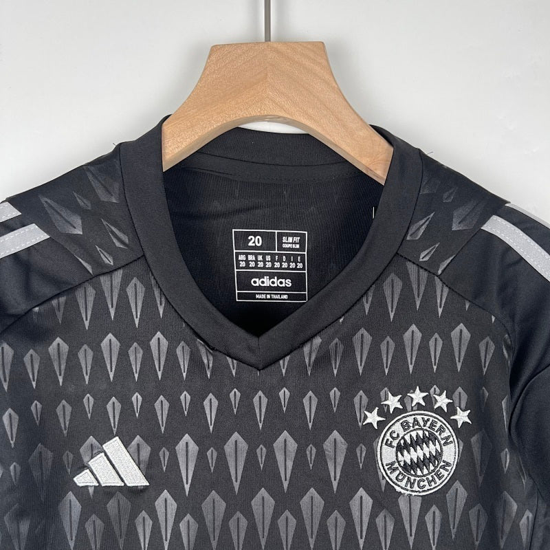 Ensemble Enfant Bayern Munich Gardien 23/24