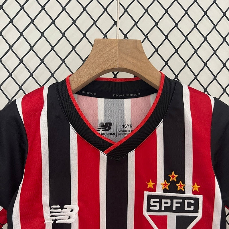 Ensemble Enfant São Paulo Extérieur 24/25