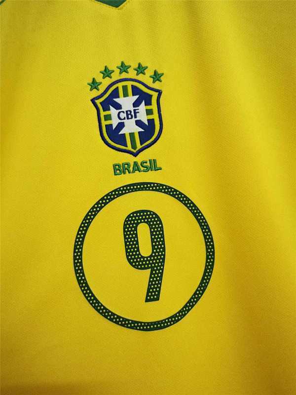 Maillot Brazil Domicile Rétro 2004