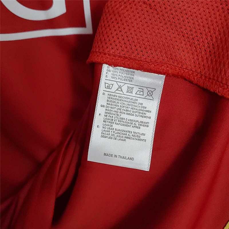 Camiseta Manchester United Local Retro 2006/07