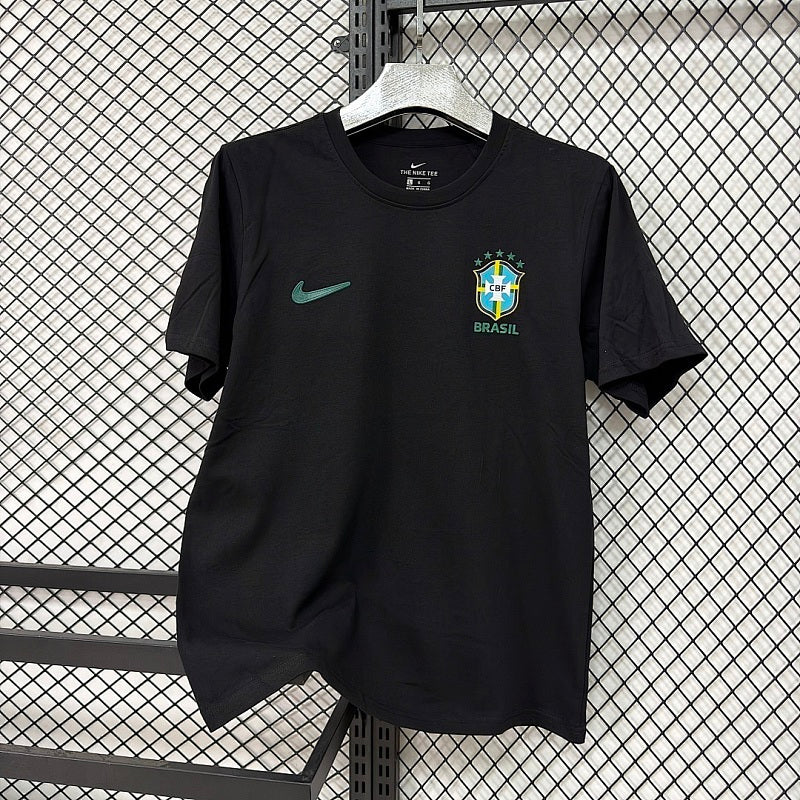 Camiseta Brasil Negro Blanco 2026