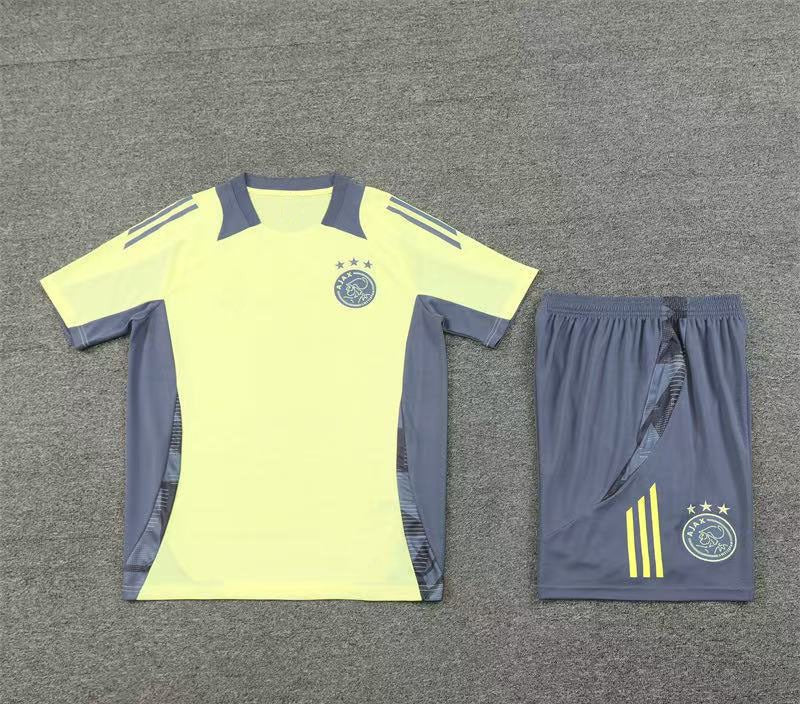 Maillot + short Ajax Amsterdam Jaune clair 24/25