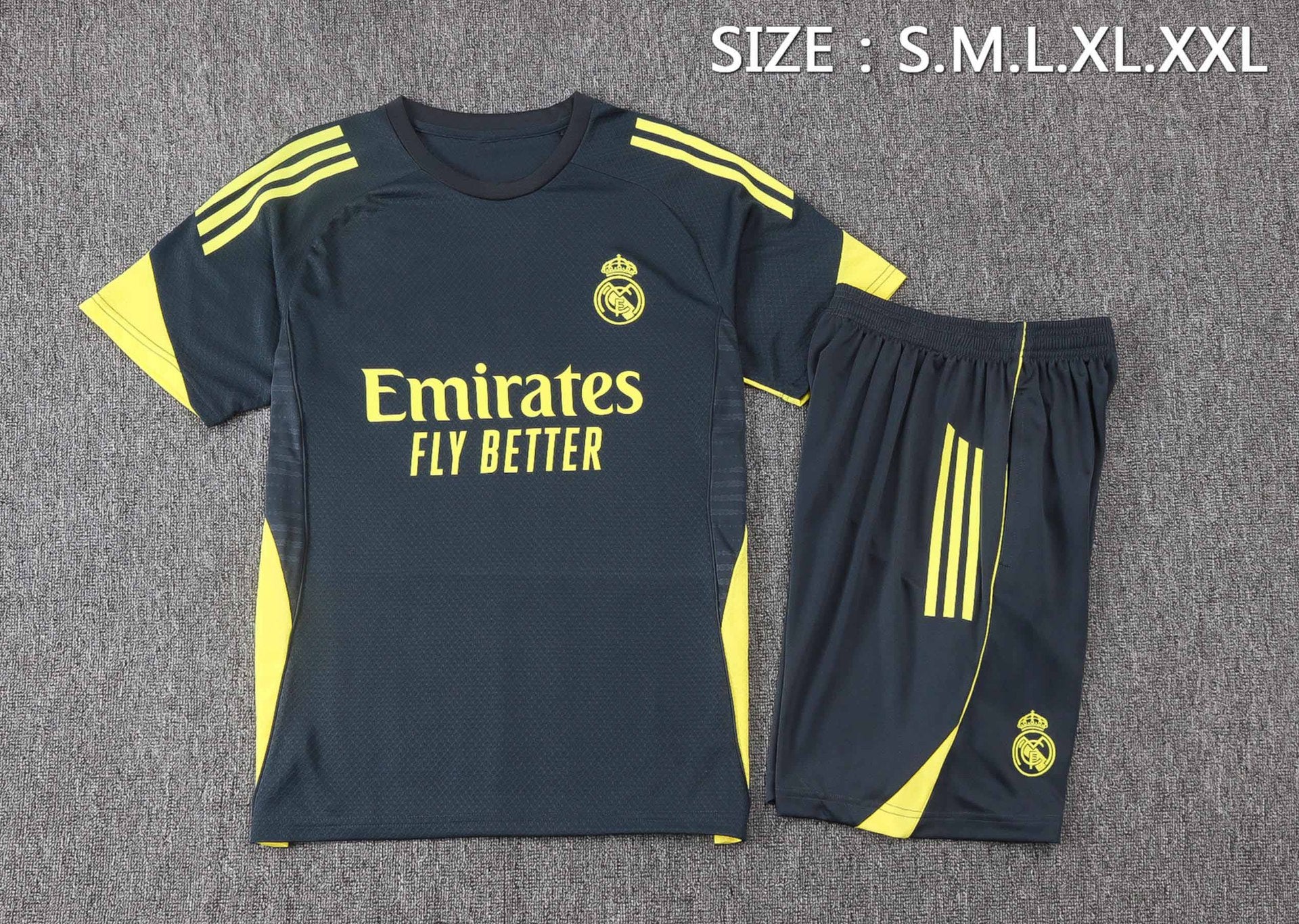 Maillot + short de Foot Casual Manches Courtes – Real Madrid & Clubs