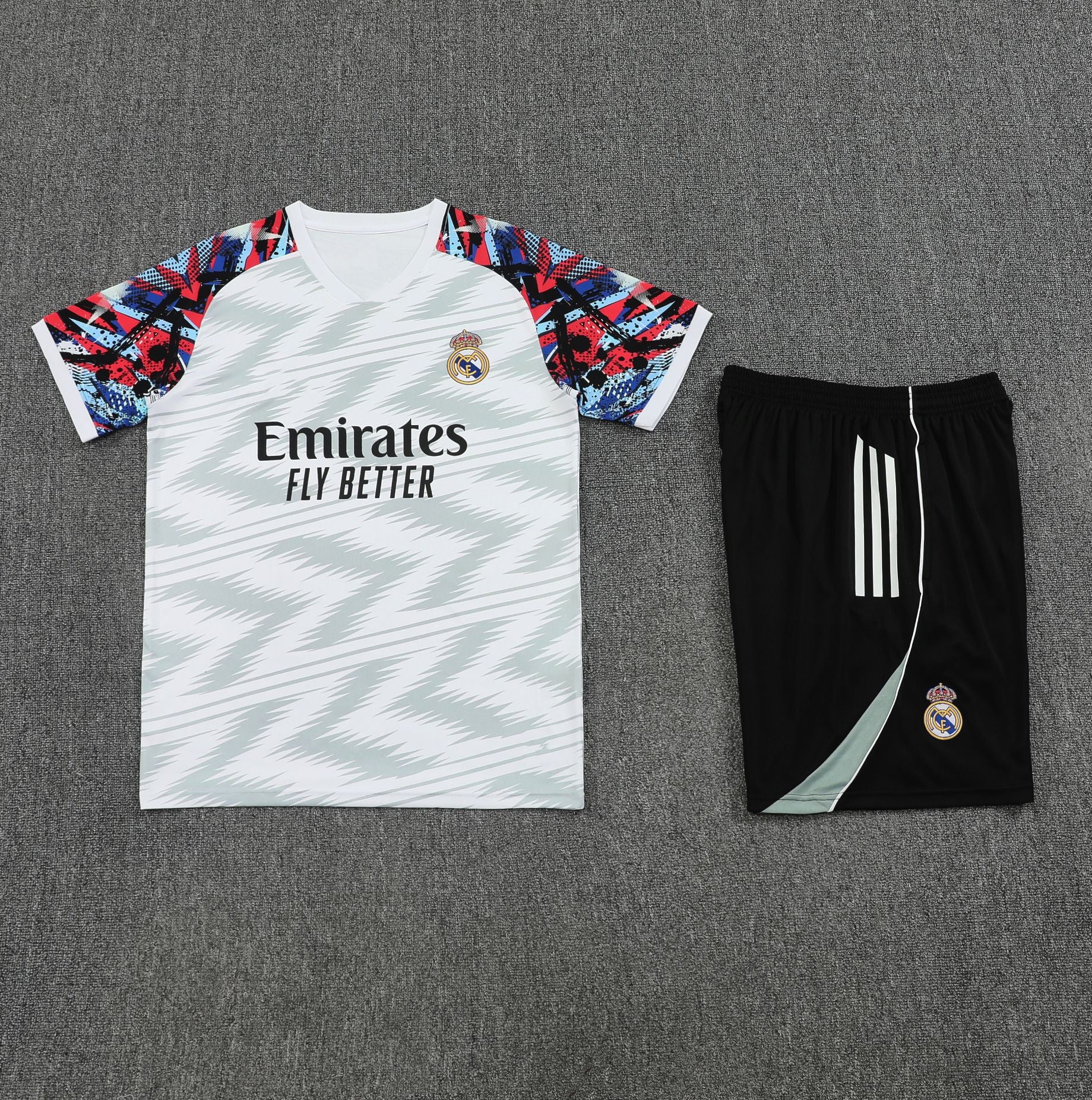 Maillot d'entraînement Real Madrid 2 25/26