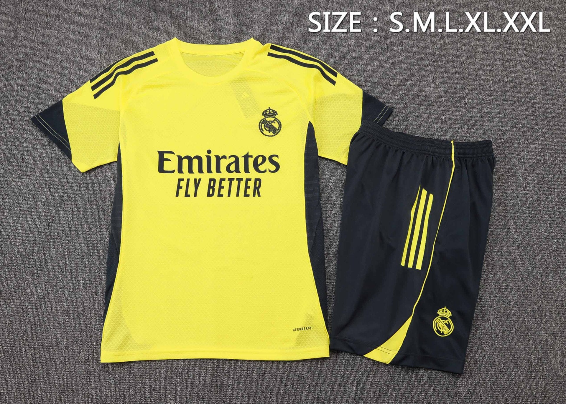 Maillot + short de Foot Casual Manches Courtes – Real Madrid & Clubs