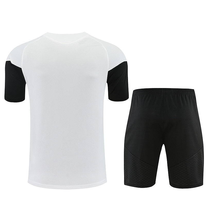 Ensemble Adulte Liverpool Blanc 26/27
