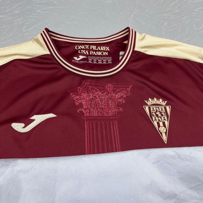 Maillot de football — photo du modèle