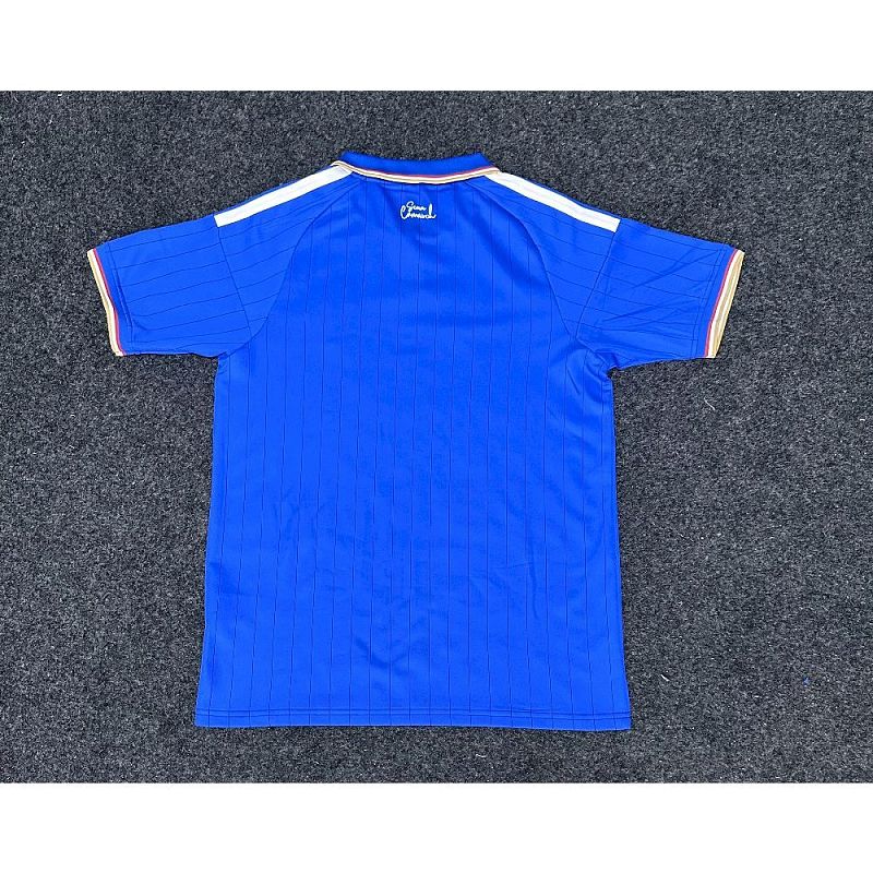Maillot de football — photo du modèle