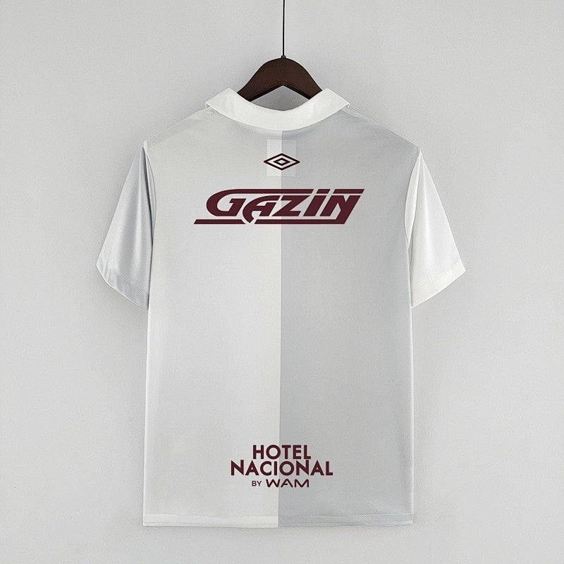 Maillot de football — photo du modèle
