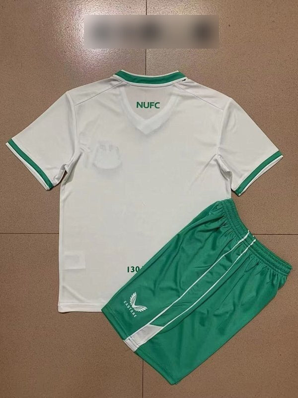 Conjunto Niño Newcastle 22/23