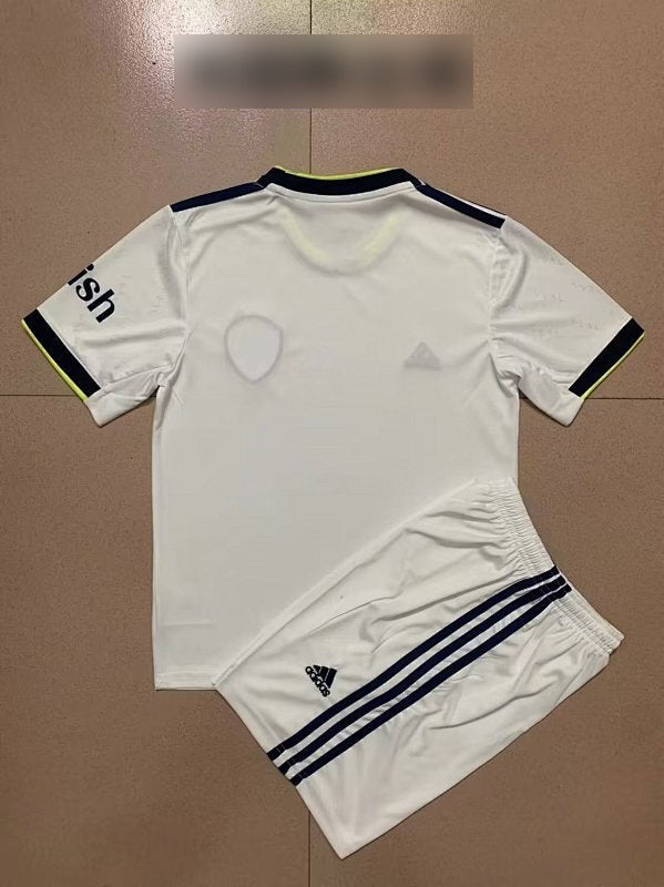 Conjunto Leeds United 22/23