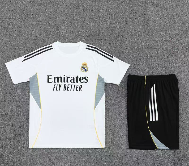 Maillot + short Real Madrid 25/26 – Blanc